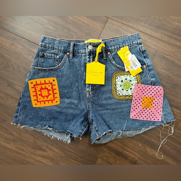 Circus By Sam Edelman Shorts - Picture 2 of 4